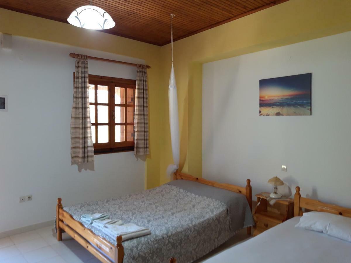 Koutadelias Rooms Kalamos  Luaran gambar