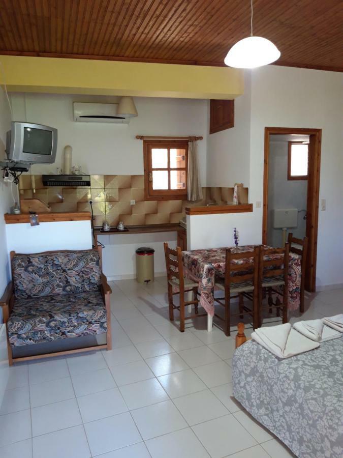 Koutadelias Rooms Kalamos  Luaran gambar