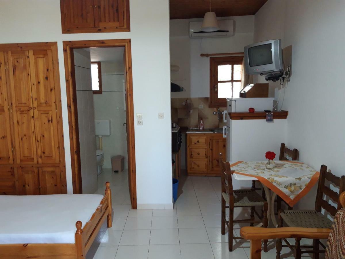 Koutadelias Rooms Kalamos  Luaran gambar